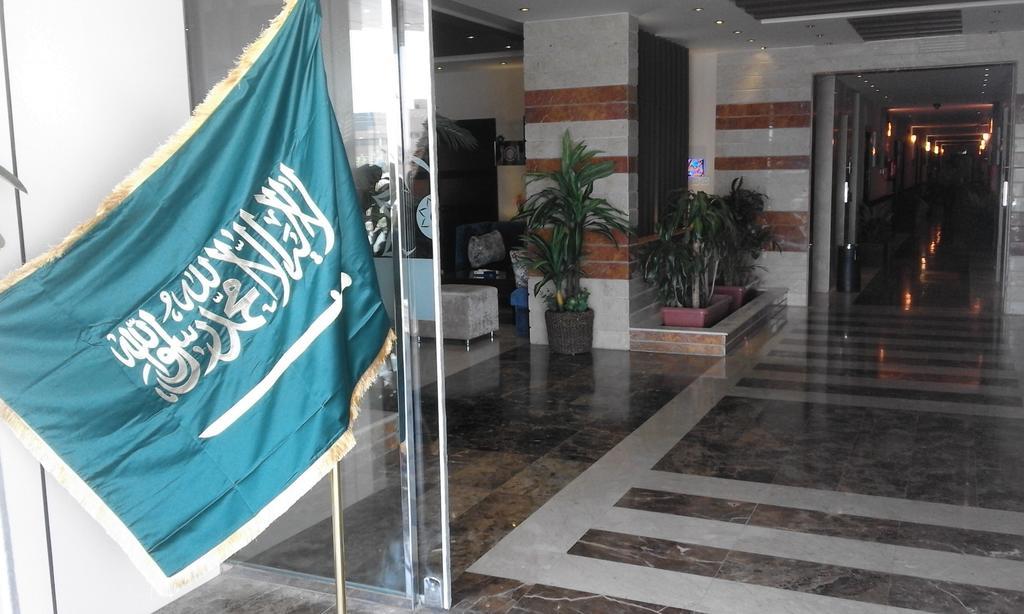 Al Bustan Crown Hotel 2 Arar Eksteriør billede