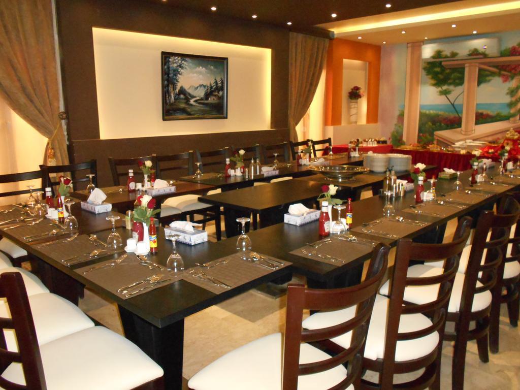 Al Bustan Crown Hotel 2 Arar Eksteriør billede
