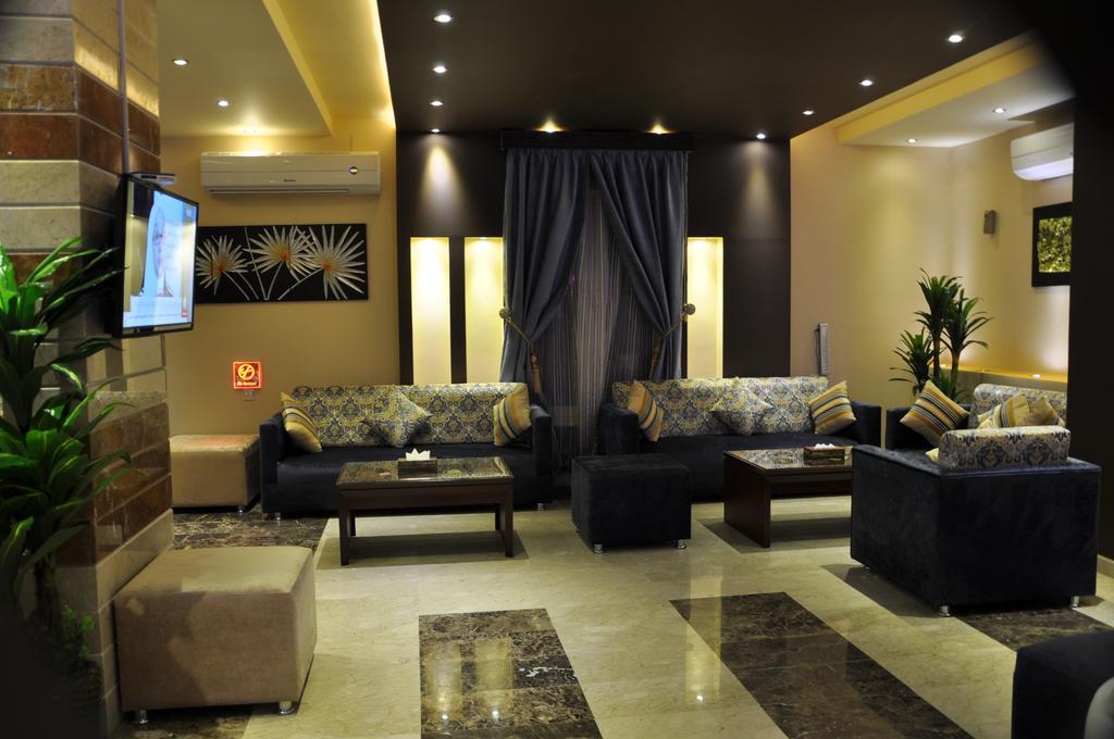 Al Bustan Crown Hotel 2 Arar Eksteriør billede