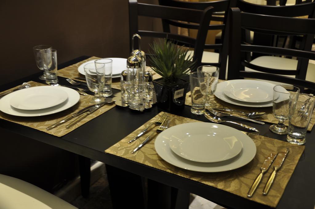 Al Bustan Crown Hotel 2 Arar Eksteriør billede