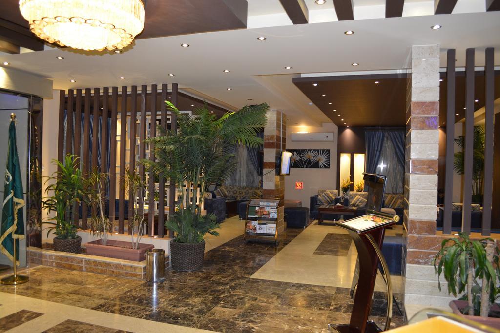Al Bustan Crown Hotel 2 Arar Eksteriør billede
